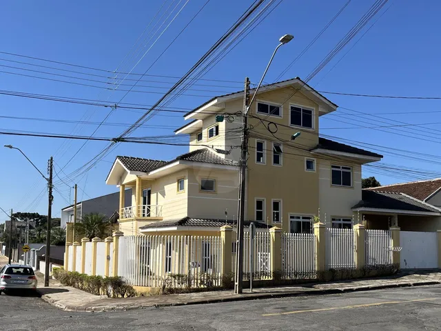 Imagem: Sobrado Alto Padrão no centro de Campo
