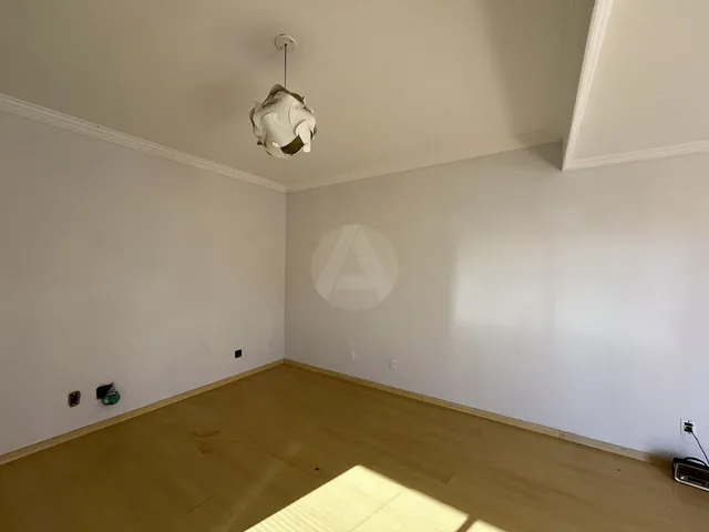Imagem 13: Sobrado Alto Padrão no centro de Campo Largo