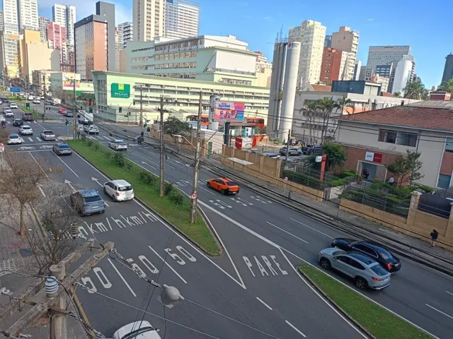 Imagem 3: APARTAMENTO RESIDENCIAL em Curitiba - Paraná, Centro