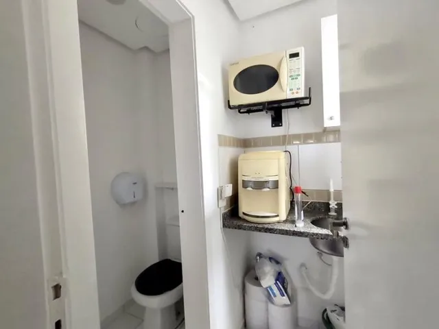 Imagem 7: SALA COMERCIAL em Porto Alegre - Rio Grande do Sul, Floresta