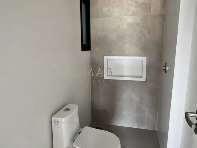 Imagem 12: Lindo Apartamento à Venda, no Saint Humbert Residence, a 80 metros da Praia dos
