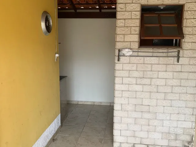 Imagem 2: CASA DUPLEX COM 3 QUARTOS, À VENDA, NA EXTENSÃO DO BOSQUE, RIO DAS OSTRAS, RJ