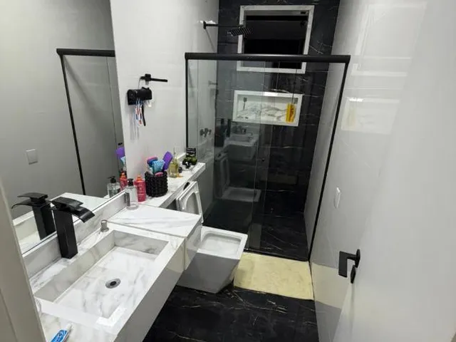 Imagem 3: CASA DE LUXO À VENDA EM CONTAGEM/MG , Área de 915 m²