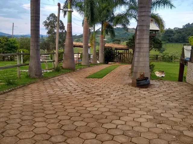 Imagem 6: Vendo linda chácara em Crucilândia/MG com 1.200 m² de área total