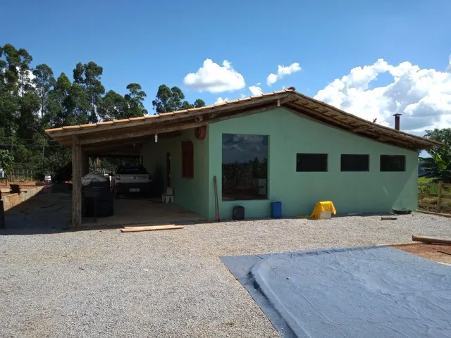 Imagem 2: Oportunidade Única! Chácara à Venda em Crucilândia com 1.240 m² de terreno