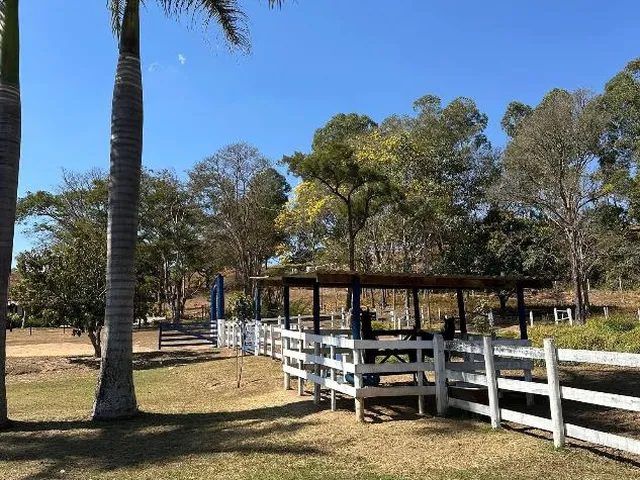 Imagem 2: Excelente propriedade rural à venda em Divinópolis/MG com 16 HECTARES de terra