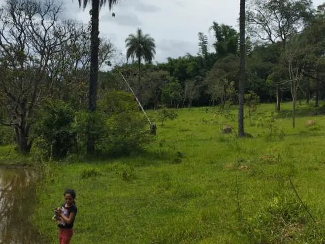 Imagem: Terreno à venda em Betim/MG com 25.000