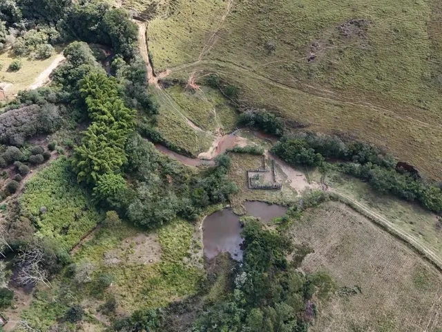 Imagem: Fazenda à Venda em Belo Vale/MG 42 Hectares