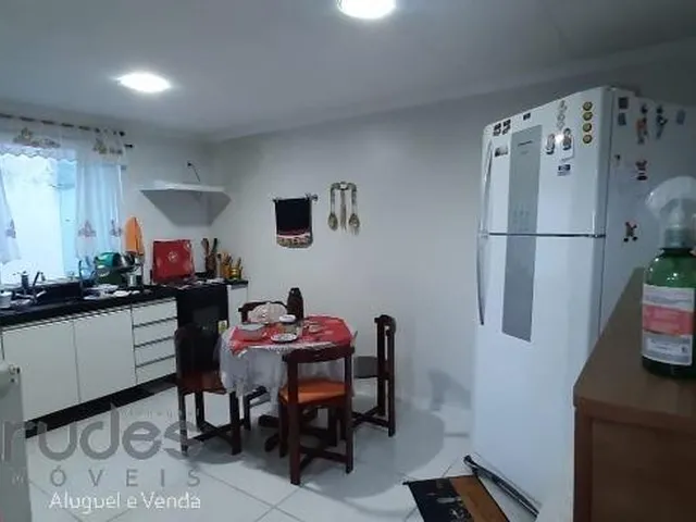 Imagem 15: Casa Duplex a Venda em Morada de santa Fé