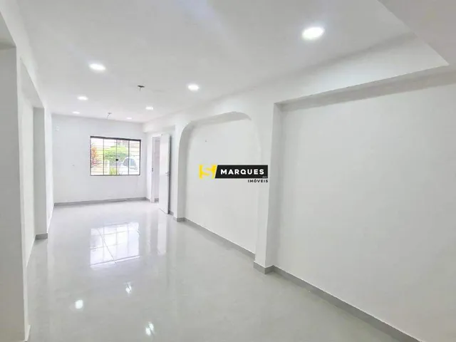 Imagem 11: Sala Comercial 70m² na Anita Garibaldi - Alto Fluxo e Vitrine para seu Negócio