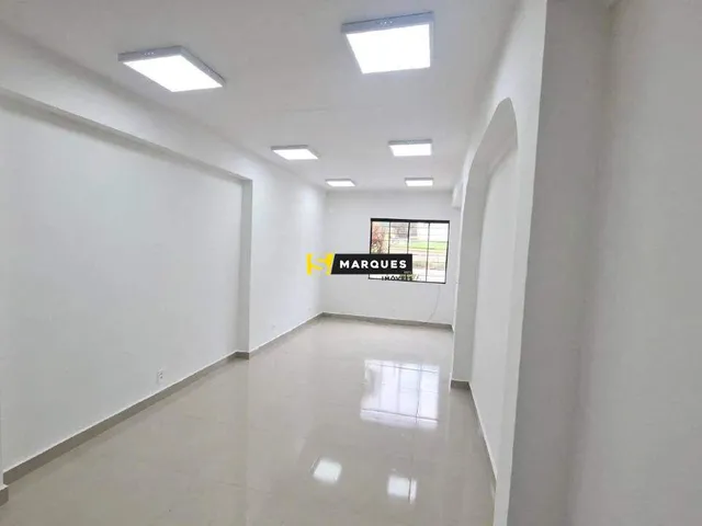 Imagem 13: Sala Comercial 70m² na Anita Garibaldi - Alto Fluxo e Vitrine para seu Negócio