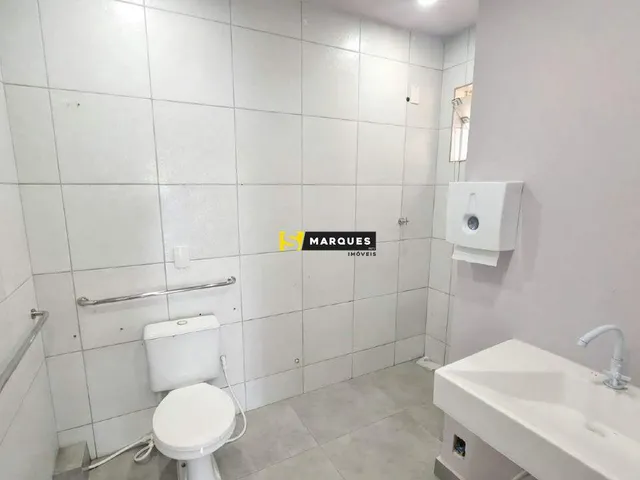 Imagem 15: Sala Comercial 70m² na Anita Garibaldi - Alto Fluxo e Vitrine para seu Negócio
