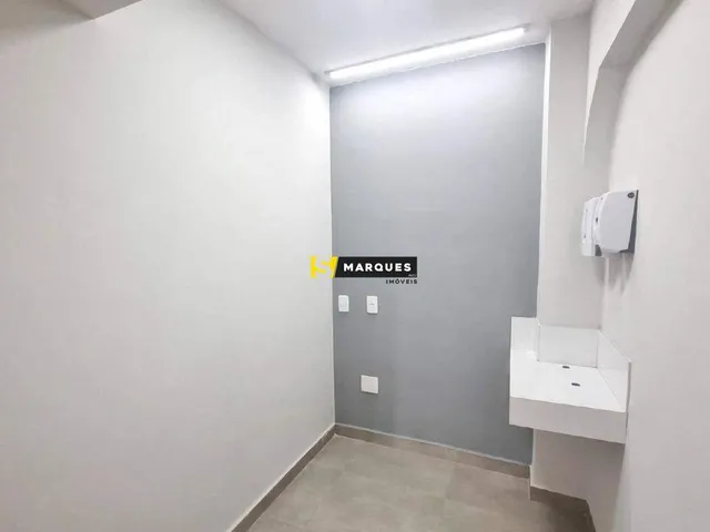 Imagem 12: Sala Comercial 70m² na Anita Garibaldi - Alto Fluxo e Vitrine para seu Negócio