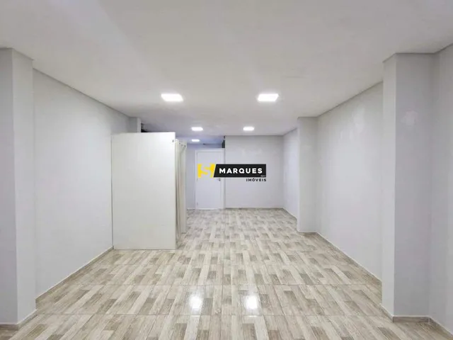 Imagem 9: Sala para aluguel com 152 m², 6 vagas e 1 banheiro no Itaum, Joinville