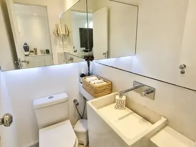 Imagem 2: Vendo lindo Triplex com 233m2, espaço gourmet, 3 suítes, condomínio total