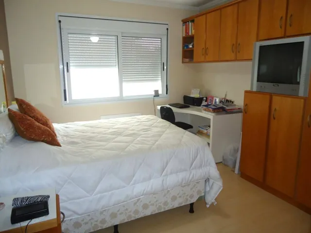 Imagem 2: Imperdível apartamento à venda em Porto Alegre/Rs, Jardim Planalto, com 3 quartos, 1