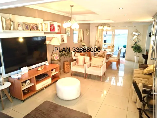 Imagem 8: PORTO ALEGRE Casa com 3 dormitórios