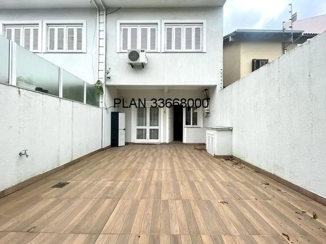 Imagem 6: Casa com pátio Casa com 3 dormitórios