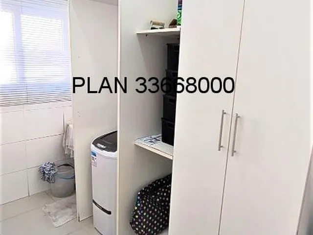 Imagem 4: Casa com piscina na Avenida Ecoville