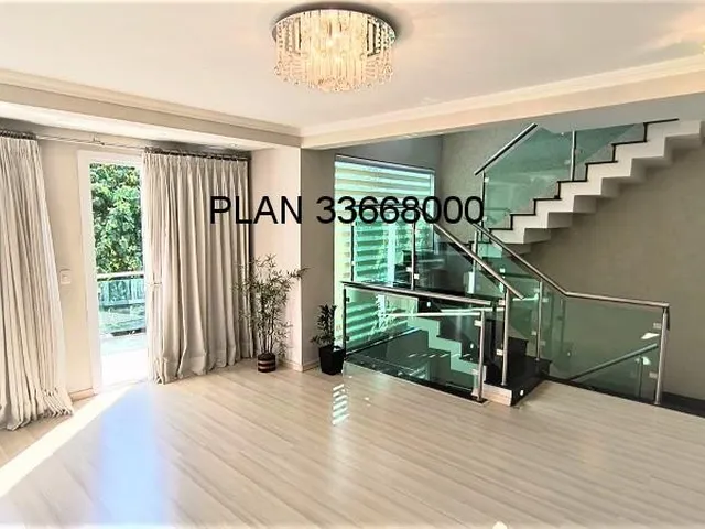 Imagem 11: Casa com piscina na Avenida Ecoville