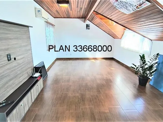 Imagem 15: Casa com piscina na Avenida Ecoville