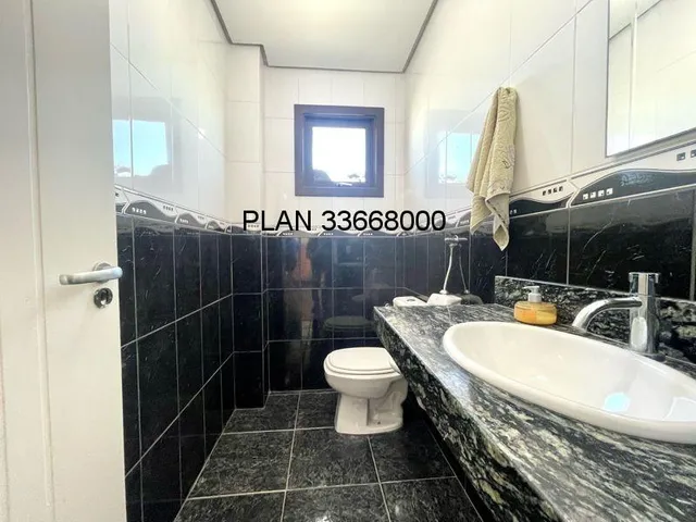 Imagem 11: Casa na Avenida Ecoville em Condomínio com Infra com 04 dormitórios sendo duas suítes