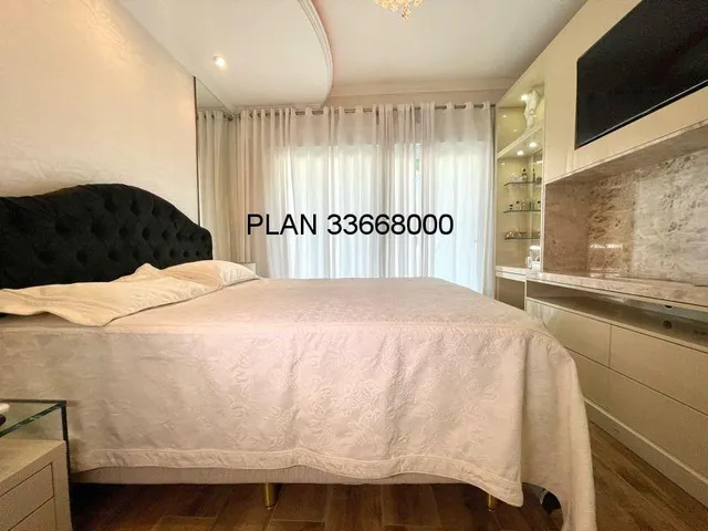 Imagem 2: PORTO ALEGRE Casa em condomínio com 4 dormitórios