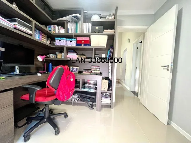 Imagem 12: PORTO ALEGRE Casa em condomínio com 4 dormitórios