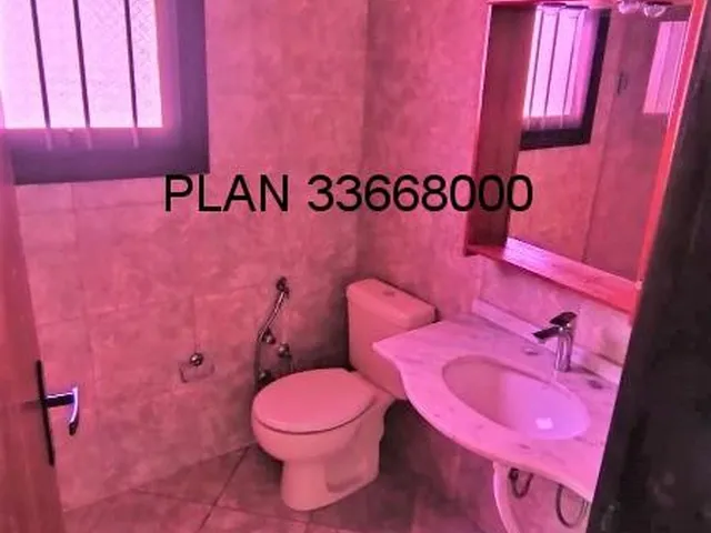 Imagem 8: Excelente casa térrea com um pátio amplo