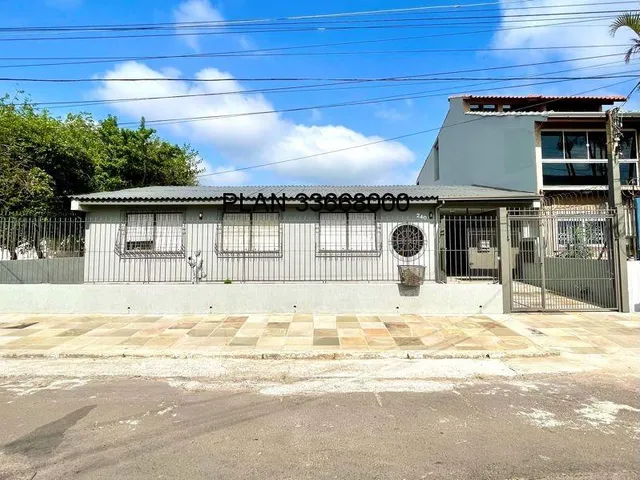 Imagem: CASA TÉRREA COM PÁTIO AMPLO