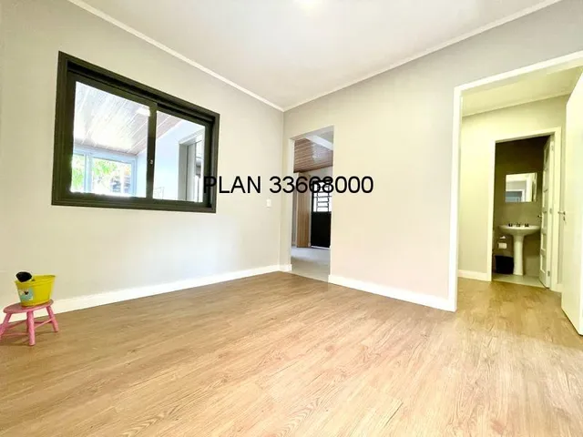 Imagem 8: CASA TÉRREA COM PÁTIO AMPLO