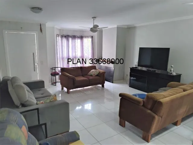 Imagem 16: Casa em terreno amplo no Condomínio Iguaçu