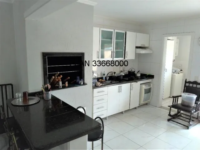 Imagem 15: Casa em terreno amplo no Condomínio Iguaçu