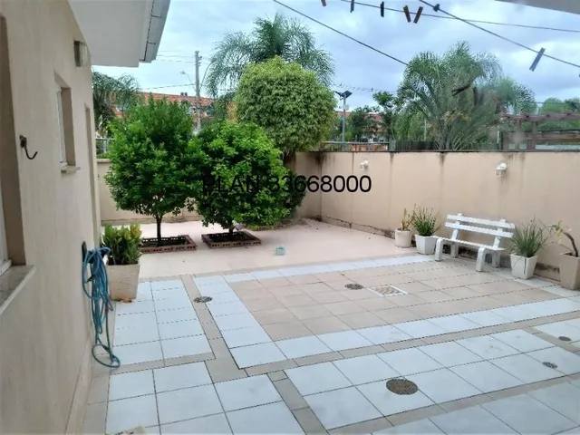 Imagem 6: Casa em terreno amplo no Condomínio Iguaçu