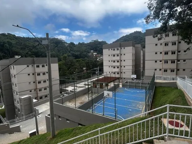 Imagem 2: Apartamento à venda em Petrópolis-RJ, bairro Duarte Silveira: 2 quartos, 1 suíte, 2
