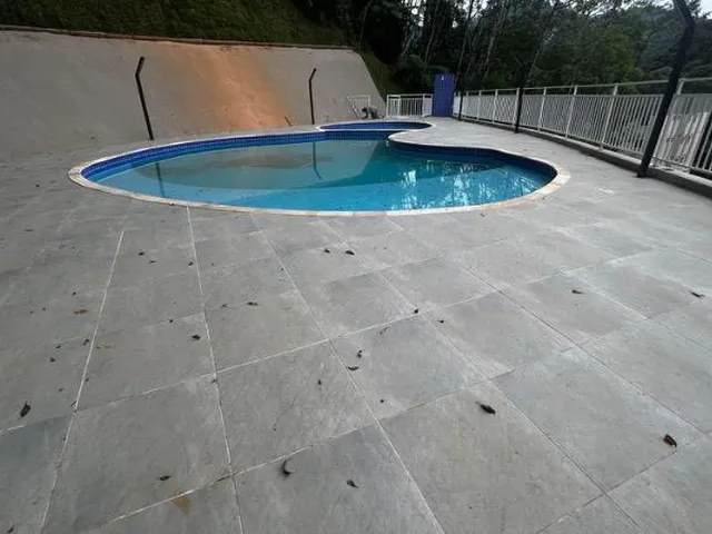 Imagem 3: Apartamento à venda em Petrópolis-RJ, bairro Duarte Silveira: 2 quartos, 1 suíte, 2