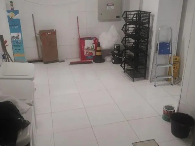 Imagem 5: Loja Comercial para Locação em Vila Isabel - Rio de Janeiro-RJ: 3 Salas, 1 Banheiro