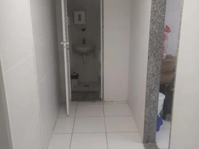 Imagem 8: Loja Comercial para Locação em Vila Isabel - Rio de Janeiro-RJ: 3 Salas, 1 Banheiro