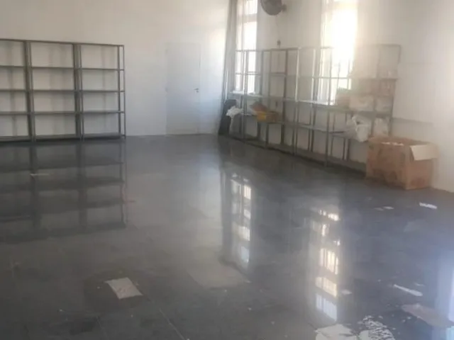 Imagem 15: Loja Comercial para Locação em Vila Isabel - Rio de Janeiro-RJ: 3 Salas, 1 Banheiro