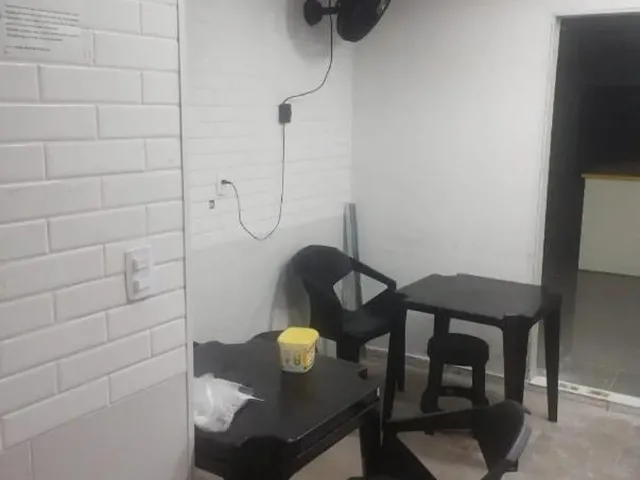Imagem 2: Loja Comercial para Locação em Vila Isabel - Rio de Janeiro-RJ: 3 Salas, 1 Banheiro