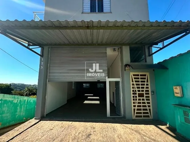 Imagem 1: Salão Comercial de Alto Padrão para Locação no Centro de Jarinu-Sp - 2 Banheiros, 2 Vagas de Garagem, 130M² de Área