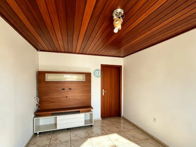 Imagem 7: Alugo casa semimobliada 01 quarto, 01 garagem, com quintal, próximo a praia do Campeche