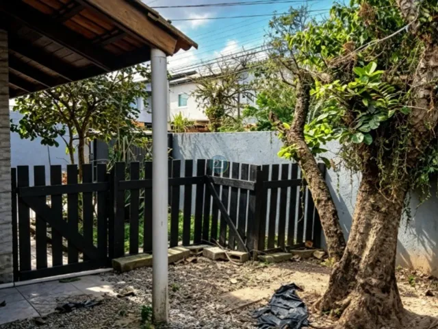 Imagem 12: Alugo casa semimobliada 01 quarto, 01 garagem, com quintal, próximo a praia do Campeche