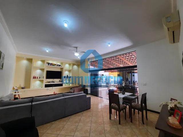 Imagem 6: Casa à venda em Lote Inteiro, Bairro Elvamar, GOVERNADOR VALADARES - MG