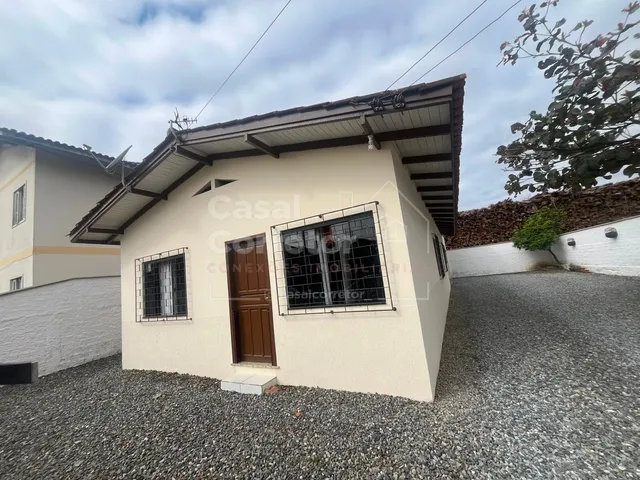 Imagem: Casa à venda no bairro Santa Terezinha