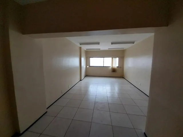 Imagem 2: SA2366) Sala Comercial medindo 34m² localizada na Aldeota