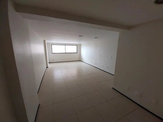 Imagem 8: SA2372) Comercial medindo 34m² localizada na Aldeota