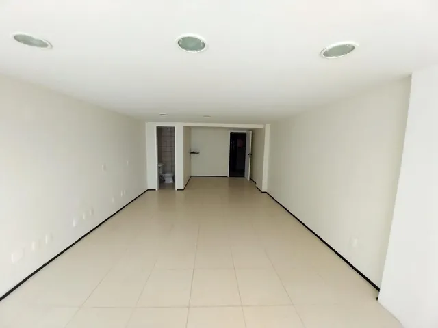 Imagem 2: SA2372) Comercial medindo 34m² localizada na Aldeota
