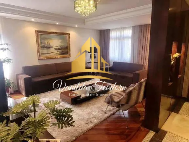 Imagem 5: Espetacular Casa Alto Padrão Triplex à venda em Curitiba, São Lourenço, com 4