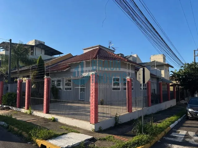 Imagem: Belissima casa com 3 dormitórios sendo